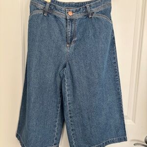 Bill Blass Wide Leg Long Shorts Jeans Vintage 100% cotton denim Sz 12P *NWT*